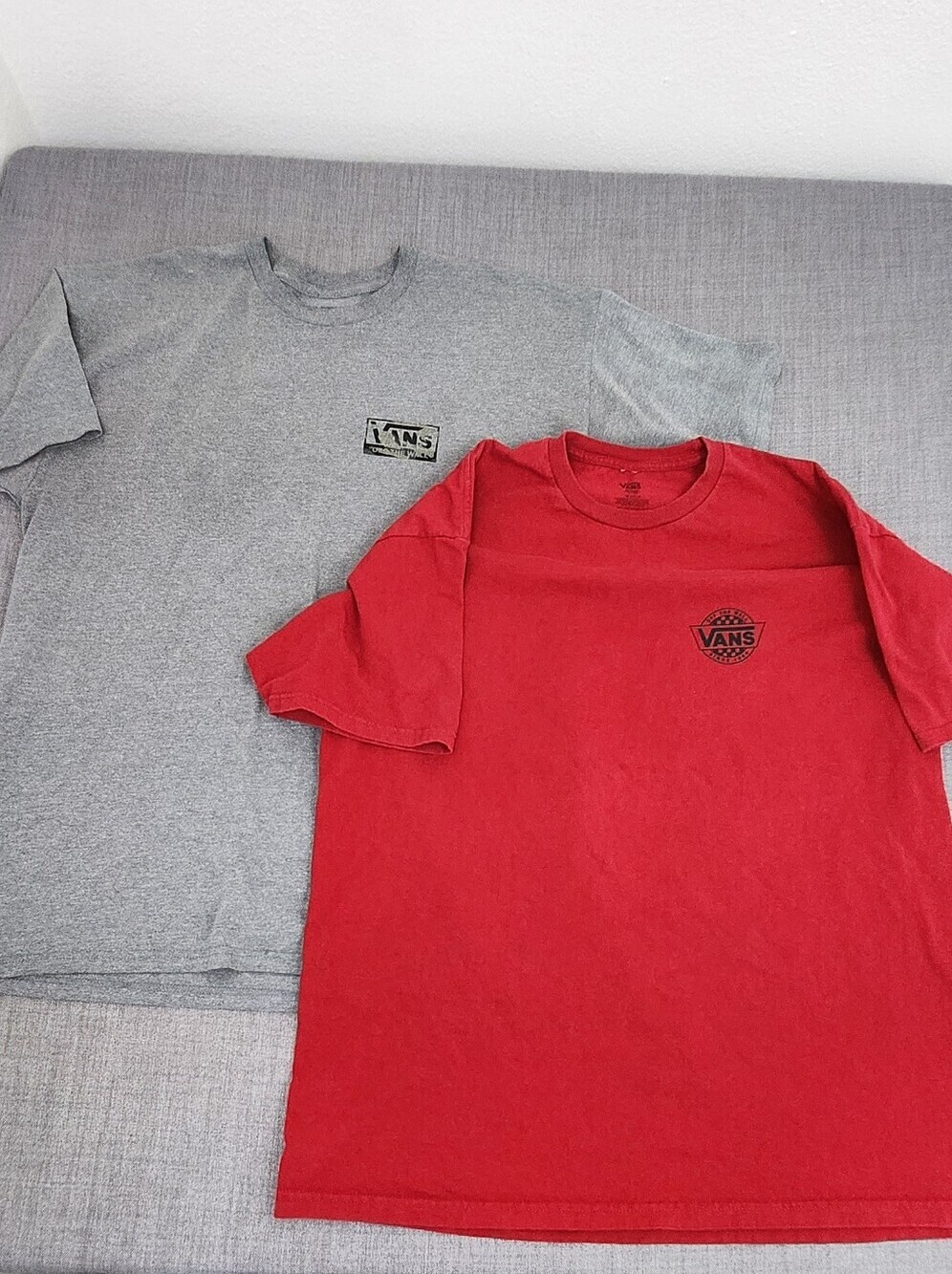 Vans Off The Wall Lot of 2 Short Sleeve Tee Shirt. XL